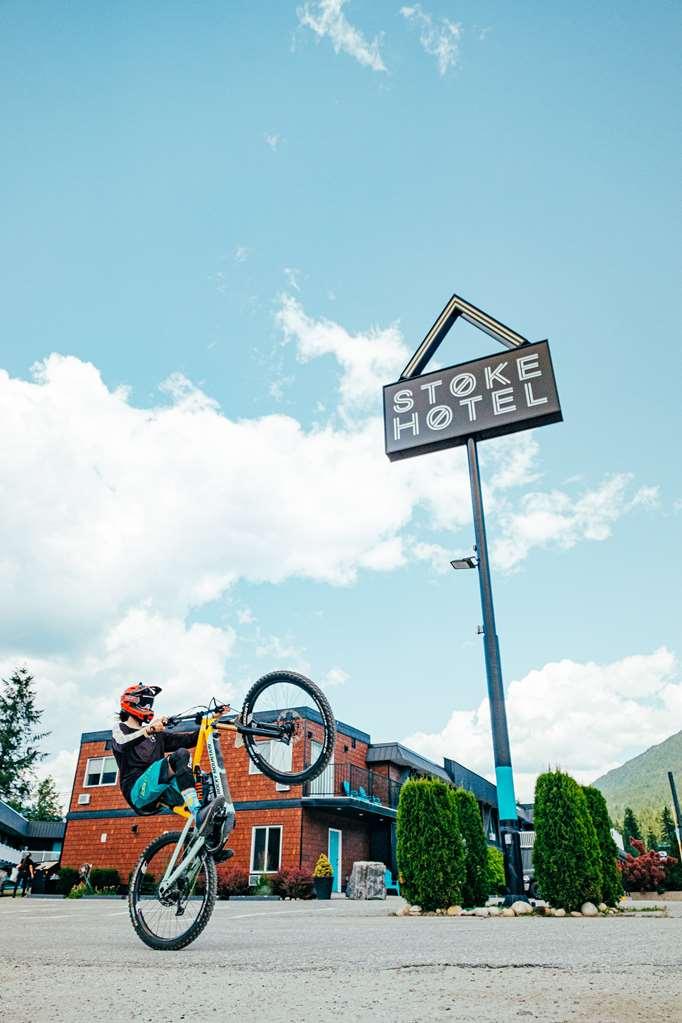 Stoke Hotel Surestay Collection By Best Western Revelstoke Ngoại thất bức ảnh