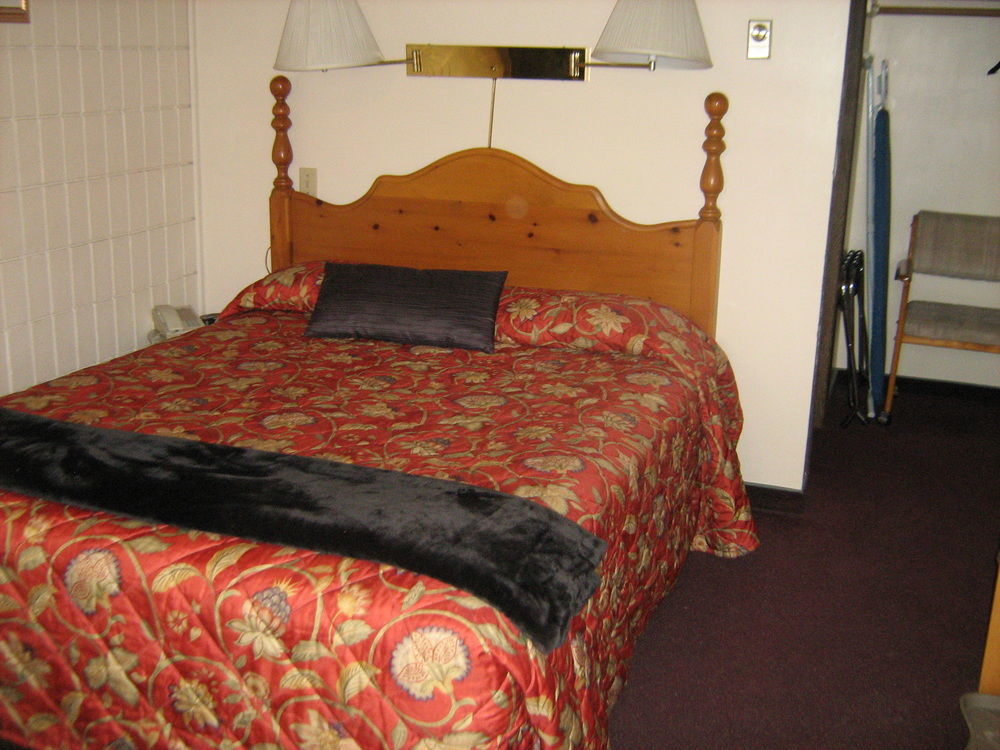 Stoke Hotel Surestay Collection By Best Western Revelstoke Ngoại thất bức ảnh